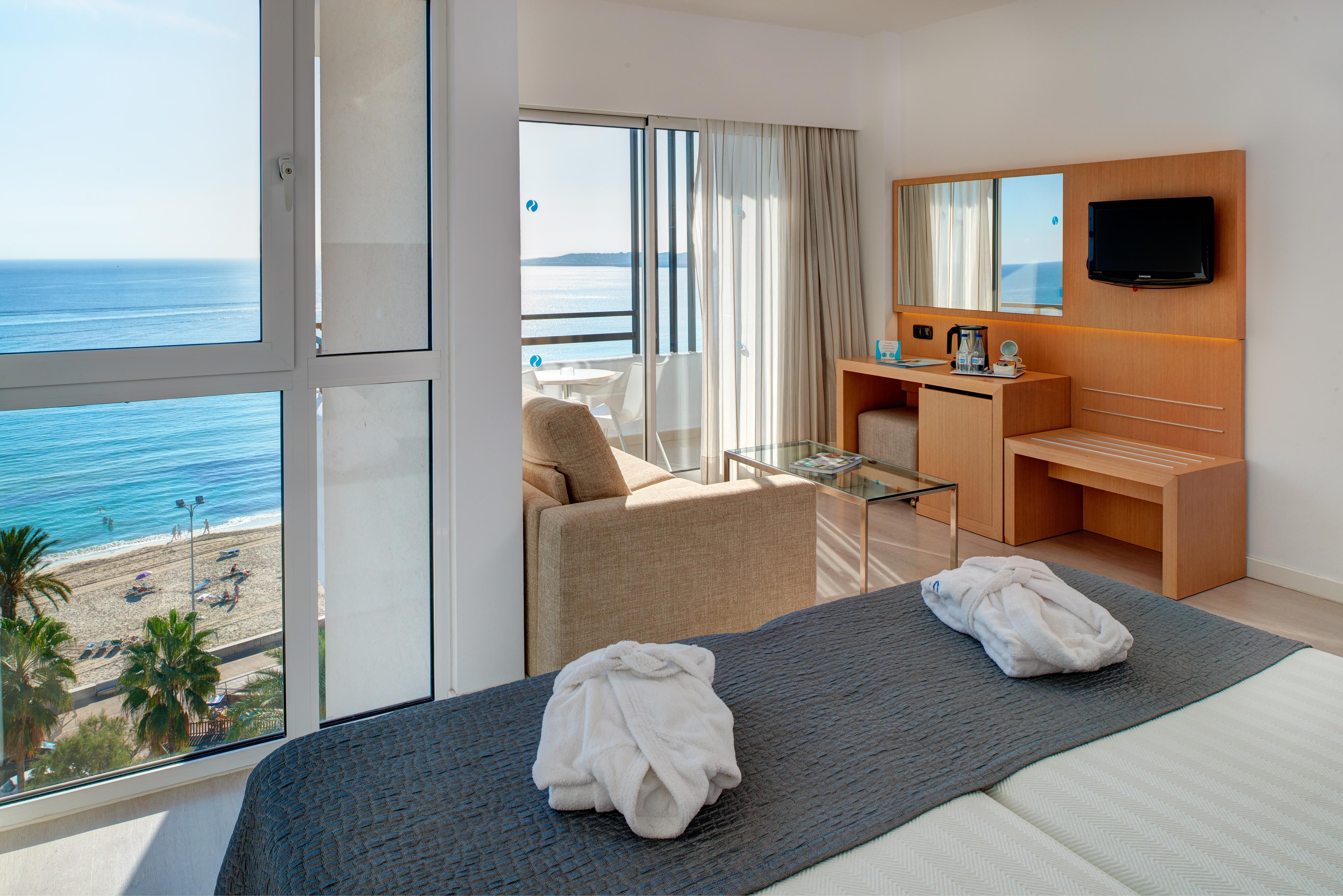 Cm Playa Del Moro Hotel Кала Милор Екстериор снимка