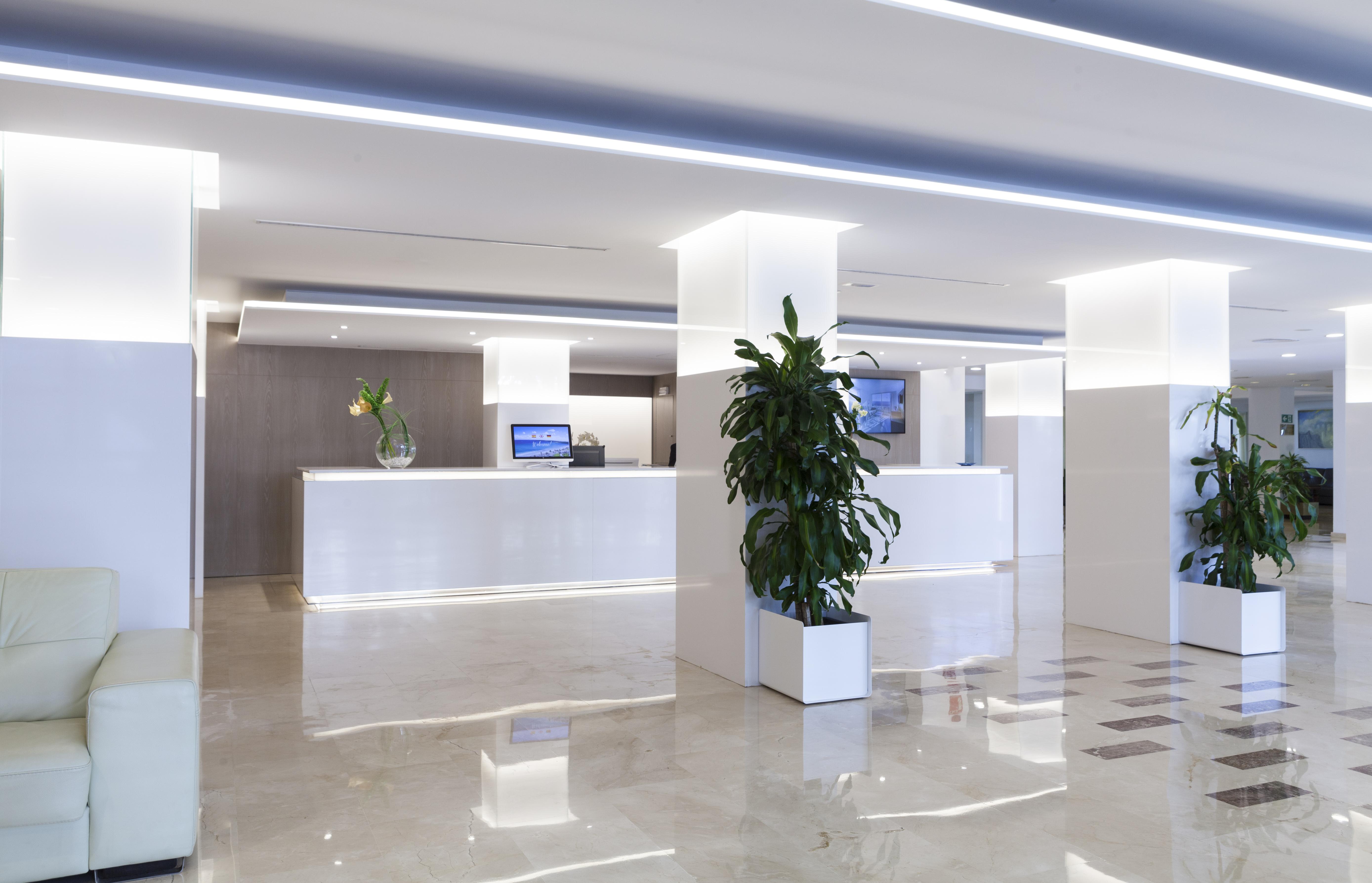 Cm Playa Del Moro Hotel Кала Милор Екстериор снимка