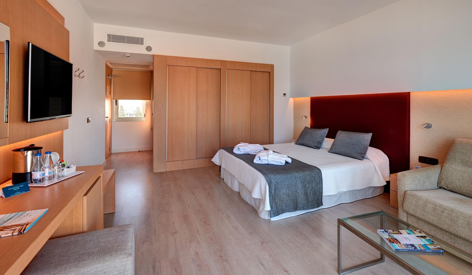Cm Playa Del Moro Hotel Кала Милор Екстериор снимка